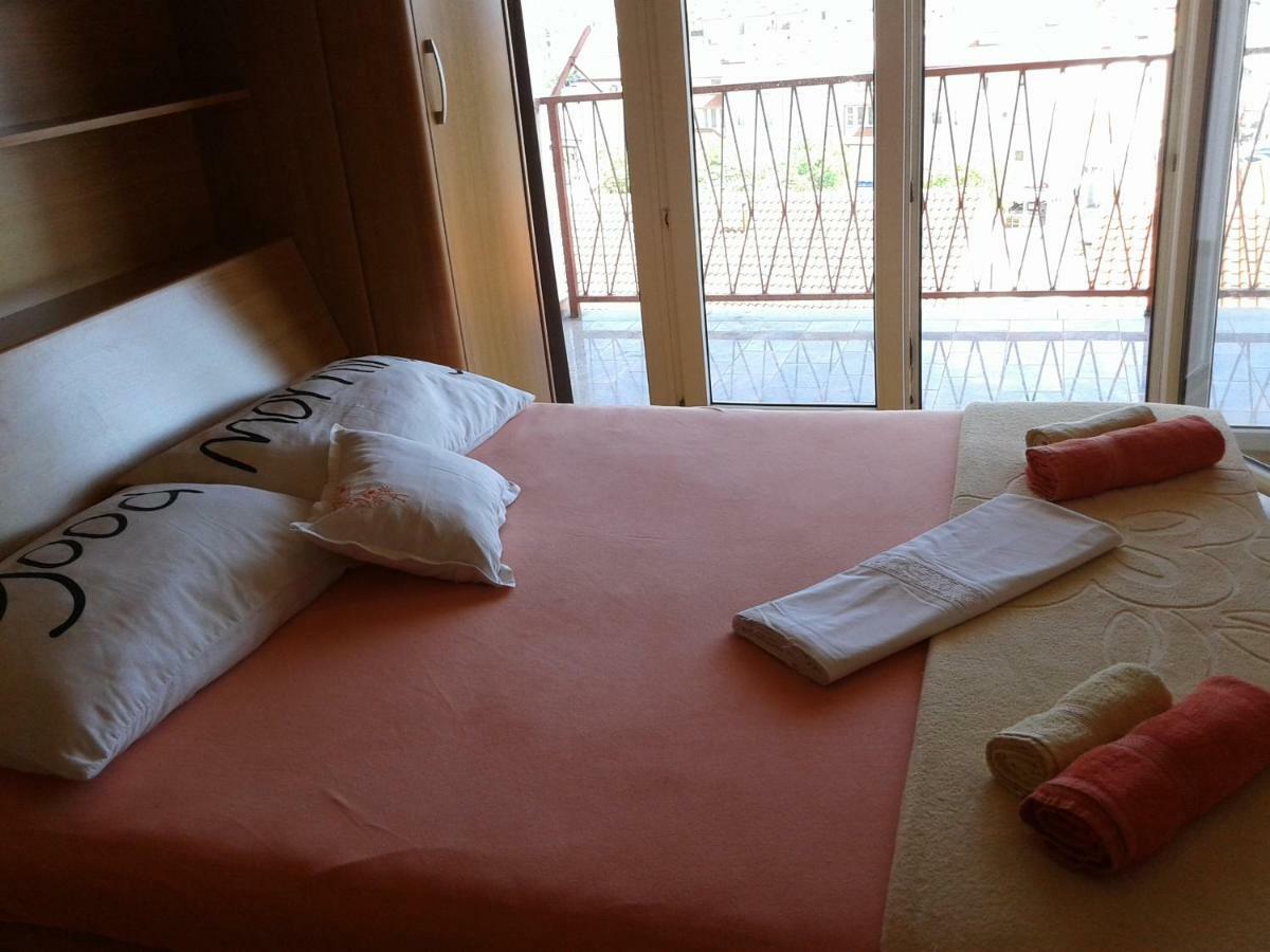 Apartment Nevena أوميس المظهر الخارجي الصورة